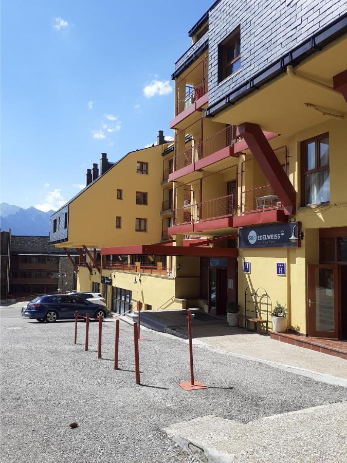Apartamentos Snoe Edelweiss Cerler Eksteriør billede